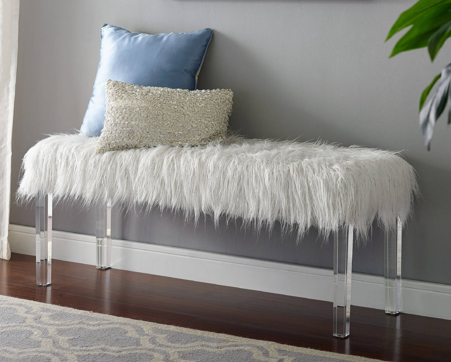 White Glam Accent Bench with Faux Fur