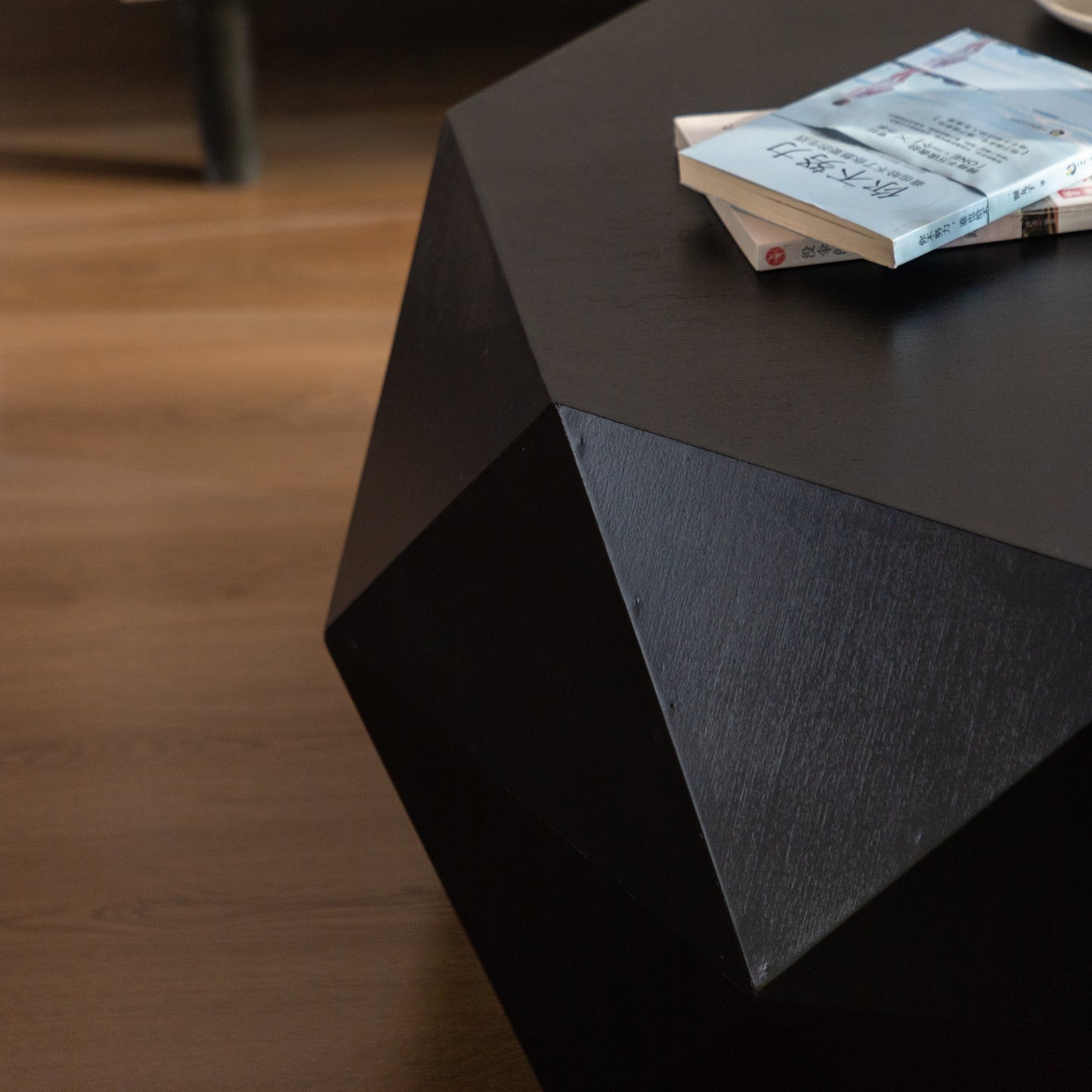 38" Three-dimensional Embossed Coffee Table (black)