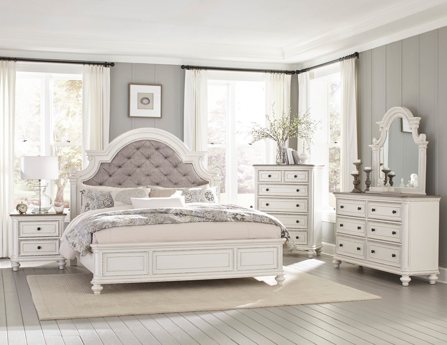 Melbourne E. King Bed (beige)