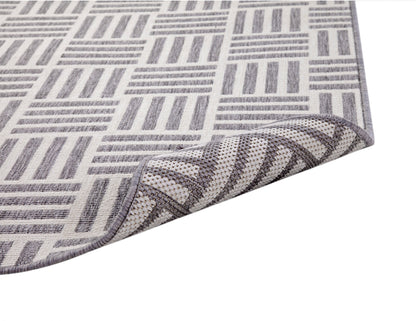 Nantucket White and Gray Area Rug 5X8