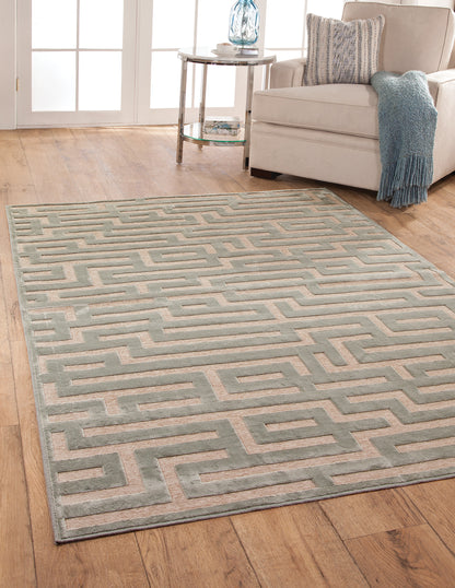 Maze Lt. Blue/Grey Area Rug 8x10