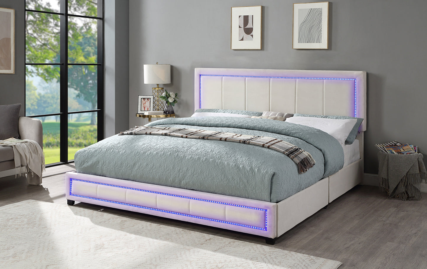 Kiera E. King Bed (beige)